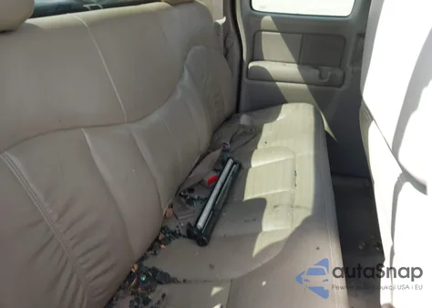 2002 Chevrolet Silverado 1500 Lt z USA, uszkodzony, nr VIN 2GCEC19TX21245895